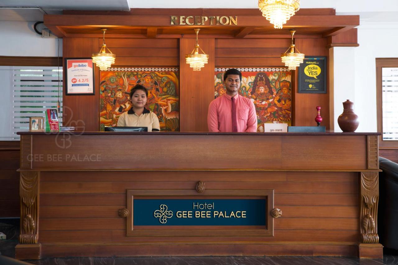 Gee Bee Palace Angamali Luaran gambar